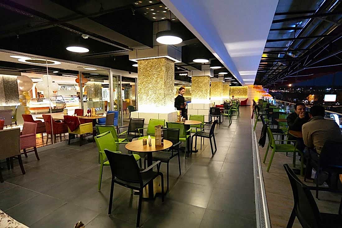 Laures_cafe_sirinevler